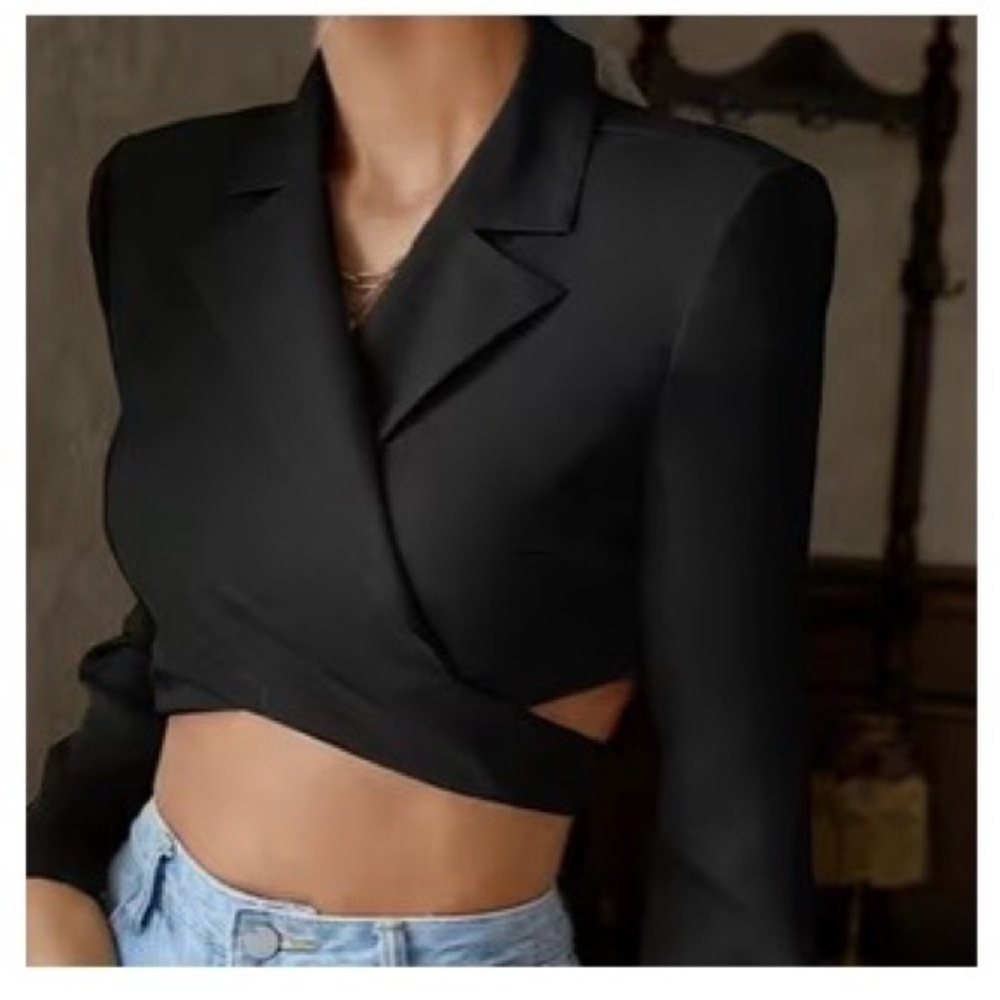 Black Cropped Long Sleeve Wrap Blazer Top with Notch Collar Size S